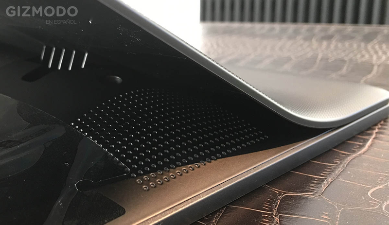 Illustration for article titled Probamos el Samsung Galaxy View: adios a los tablet, bienvenidos a la era baglet